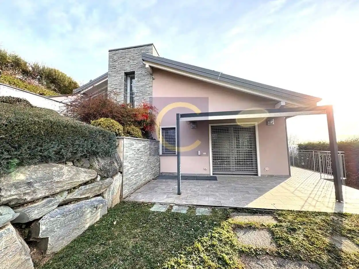 Villa in vendita a Appiano Gentile