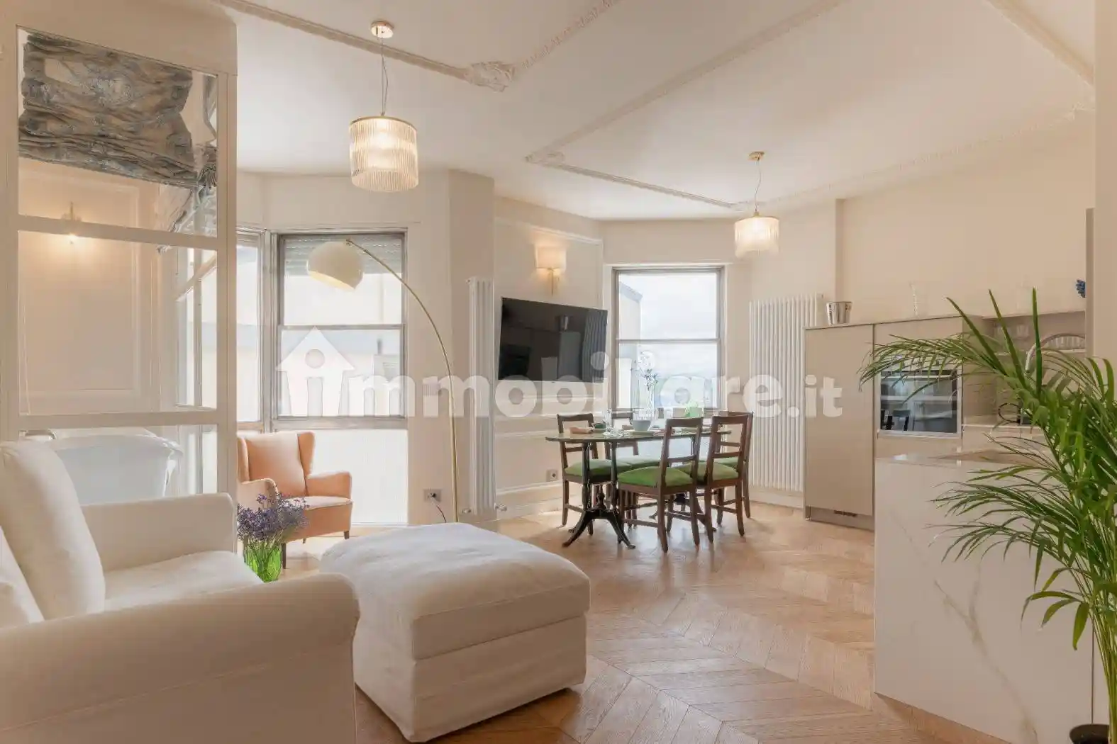 Appartamento in affitto a Viareggio