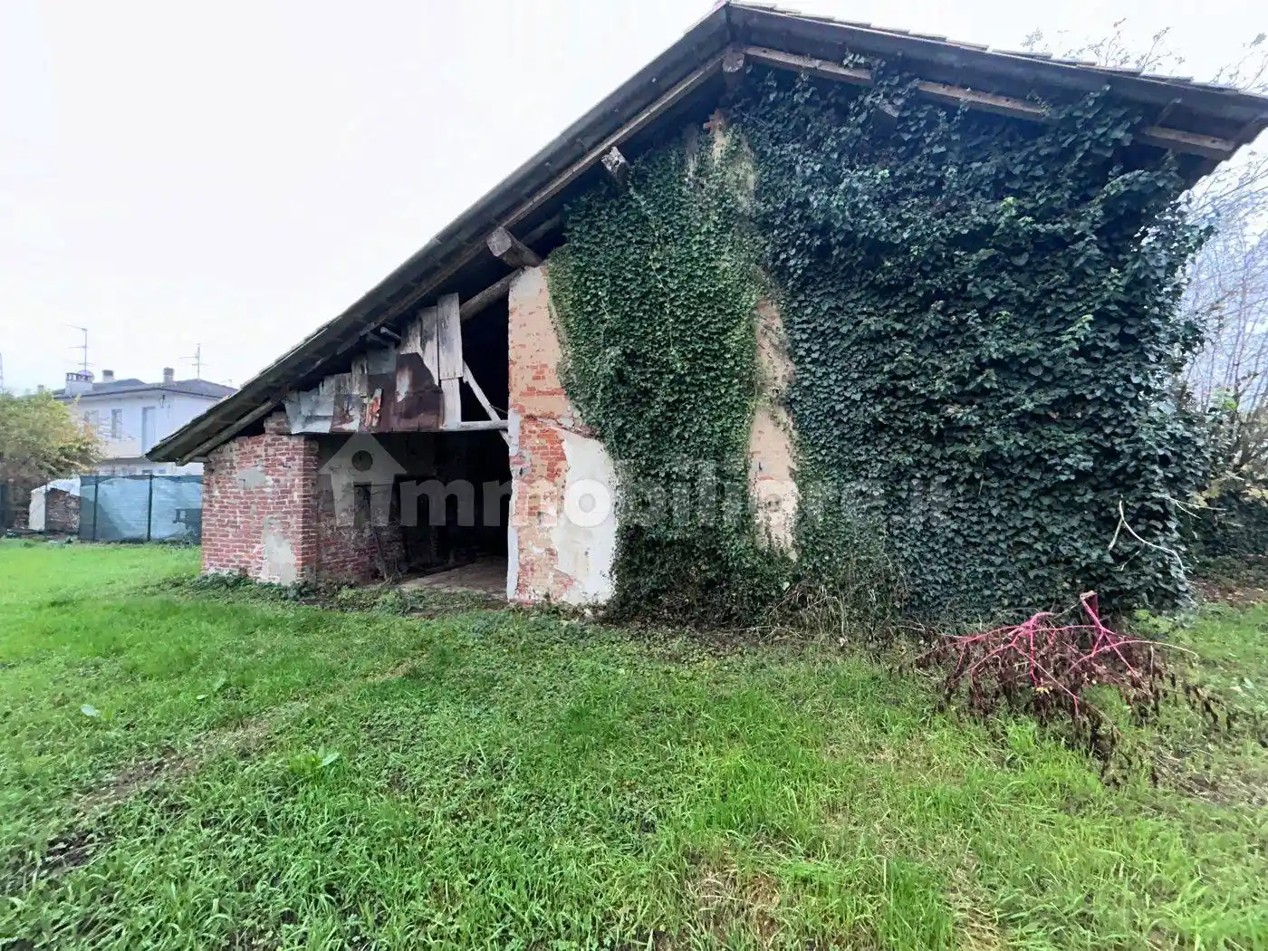 Rustico - Casale in vendita a Dorno