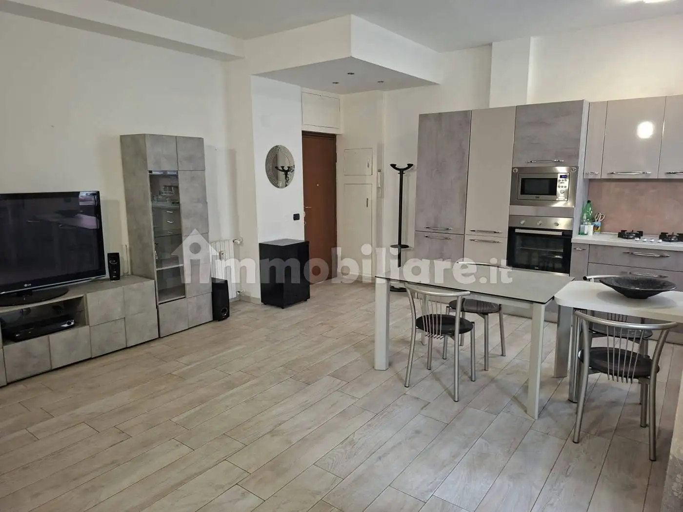 Appartamento in vendita a Milan