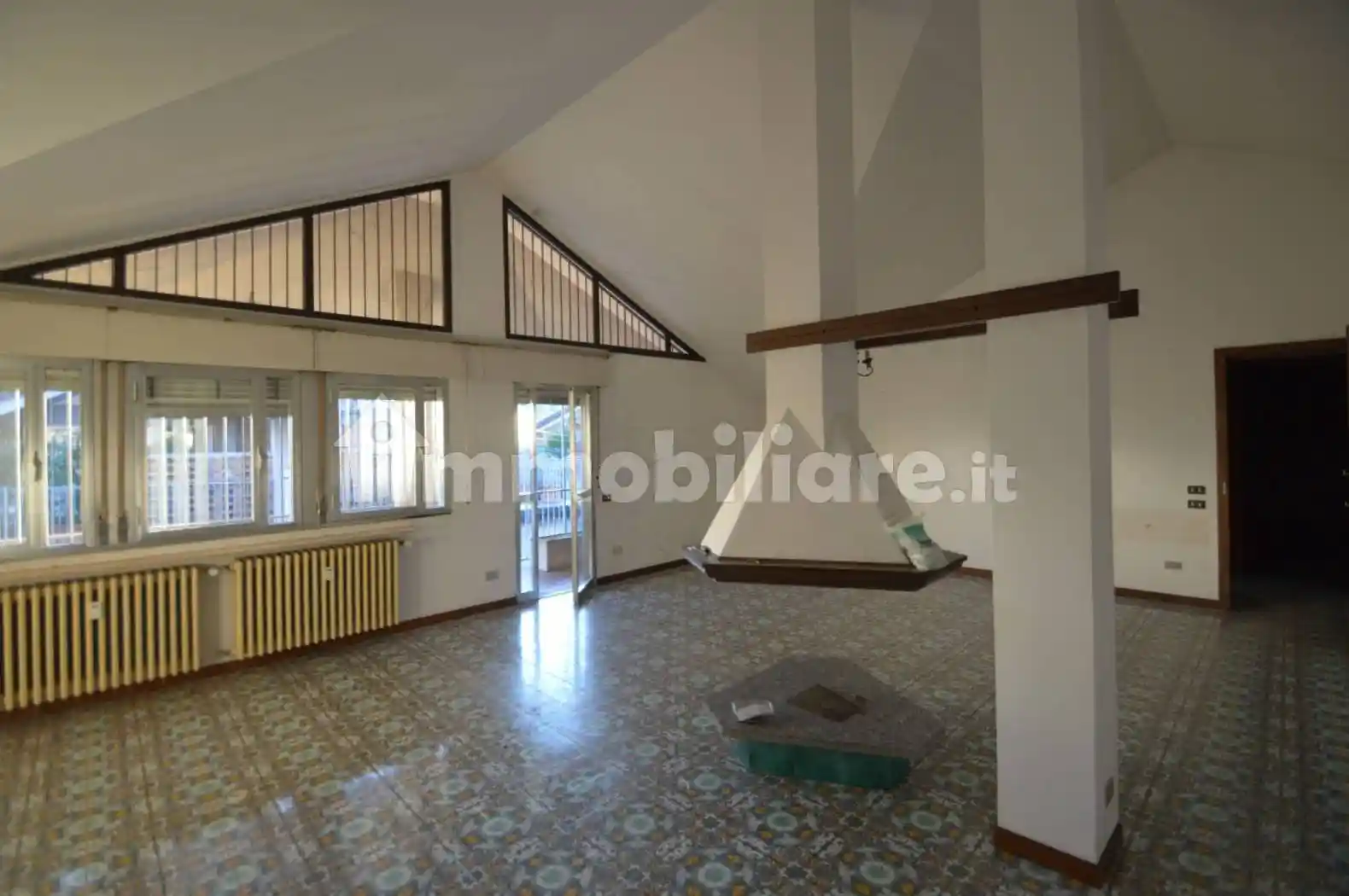 Appartamento in vendita a Pavia