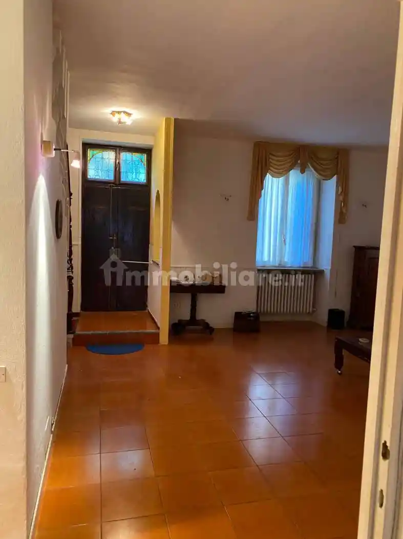 Casa indipendente in affitto a Tradate