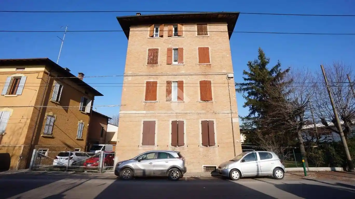 Appartamento in vendita a Modena