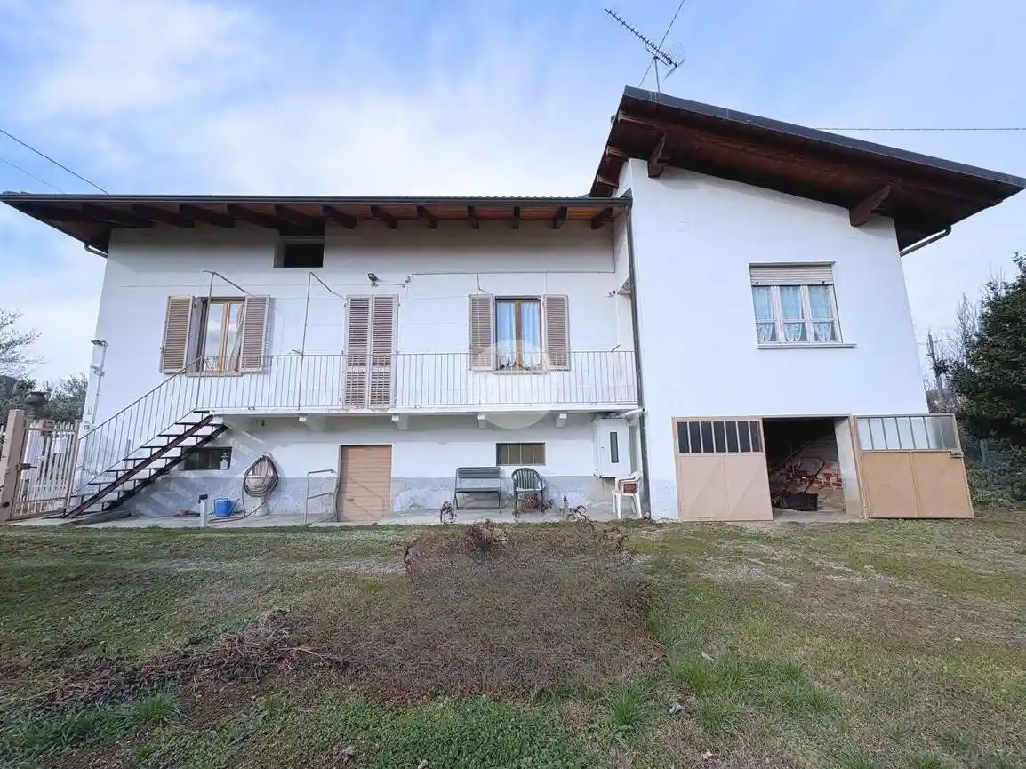 Casa indipendente in vendita a Cuorgnè