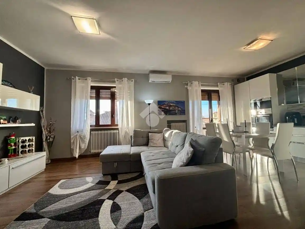 Appartamento in vendita a None