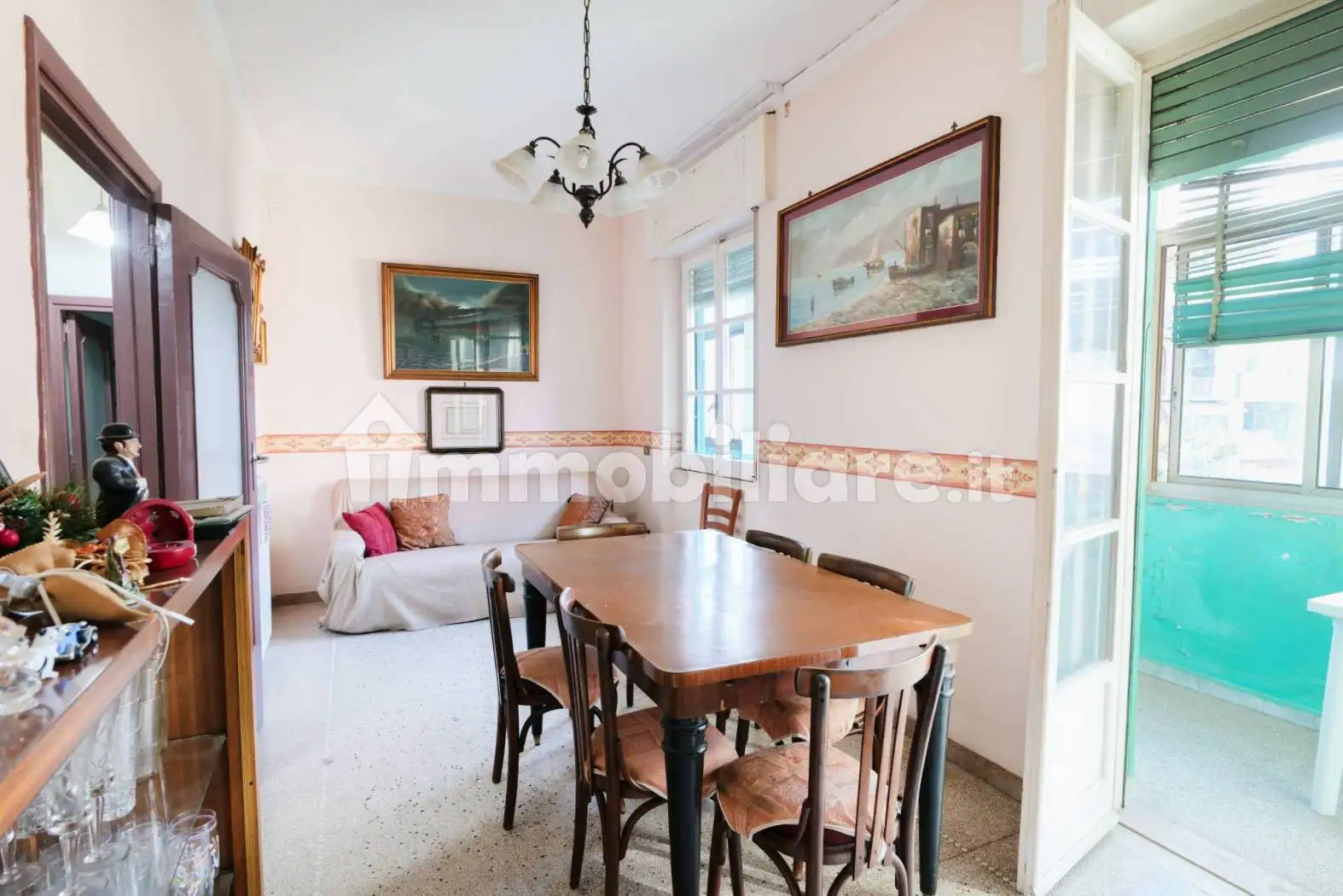 Appartamento in vendita a Napoli