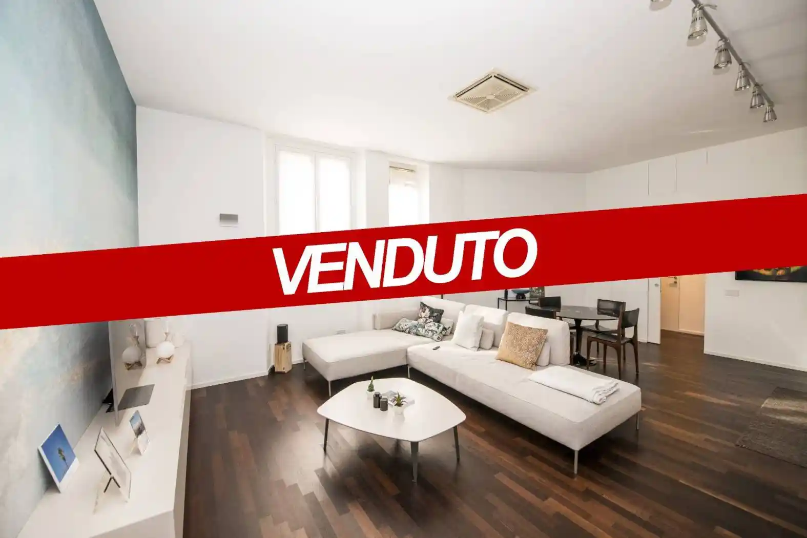 Appartamento in vendita a Milan