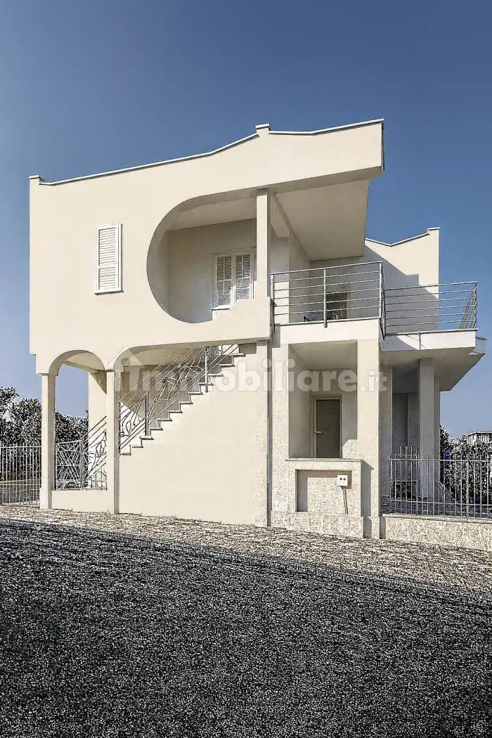 Appartamento in vendita a Castel Volturno