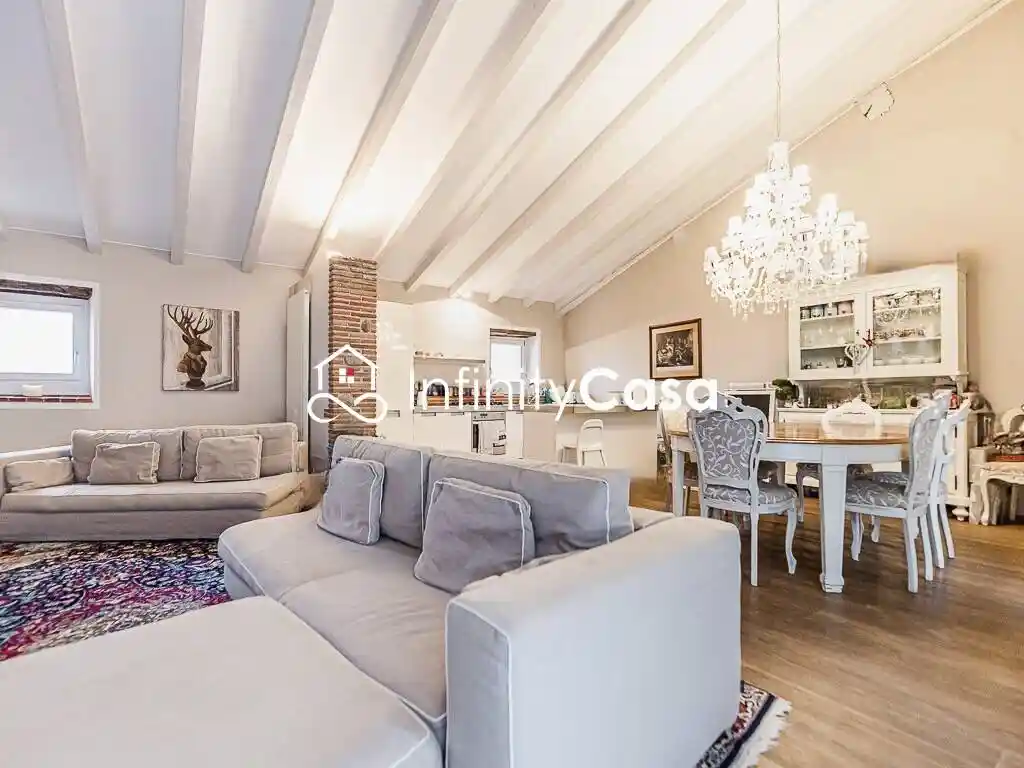 Rustico - Casale in vendita a Cavaion Veronese