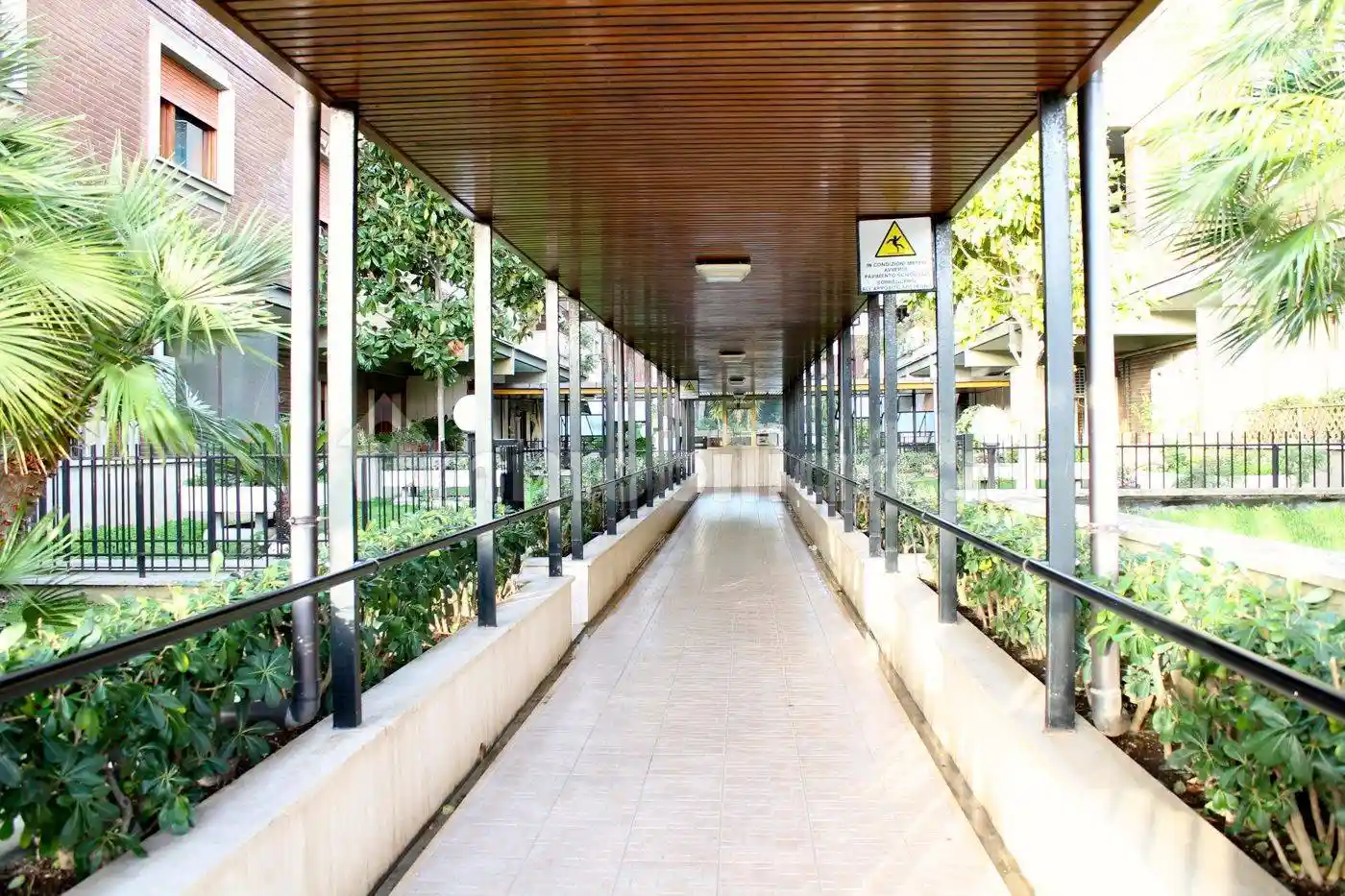 Quadrilocale via Mar Rosso, 219, Ostia Levante, Roma - foto 2