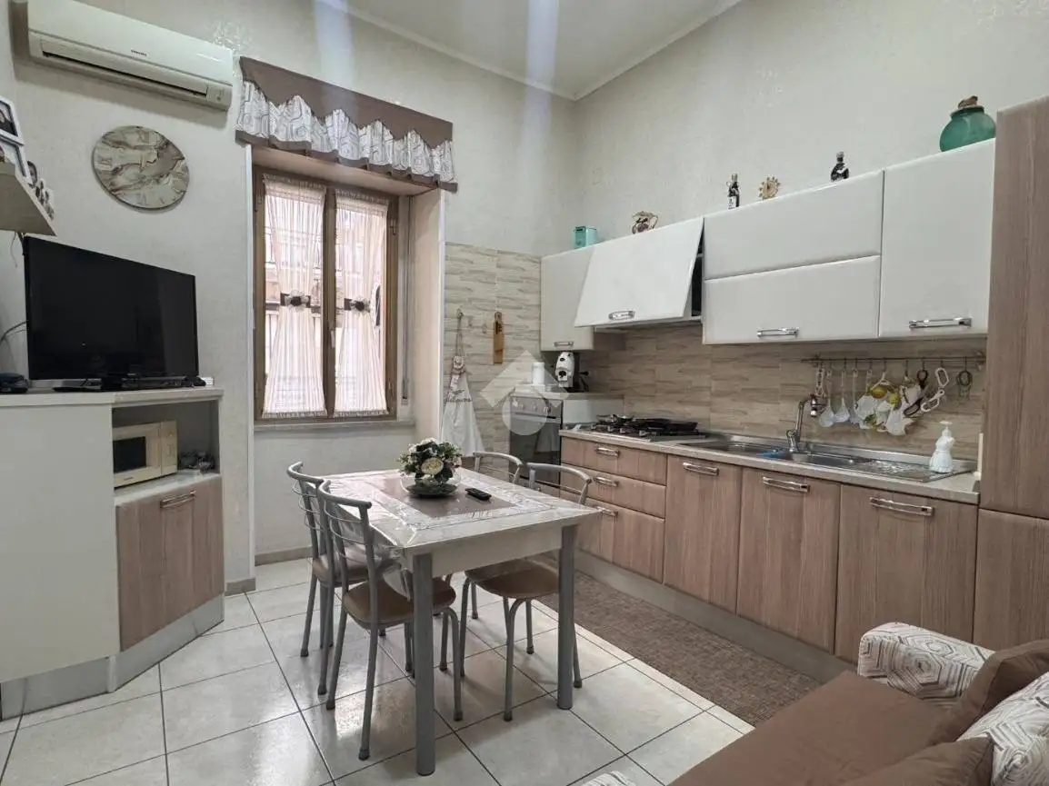 Appartamento in vendita a Napoli