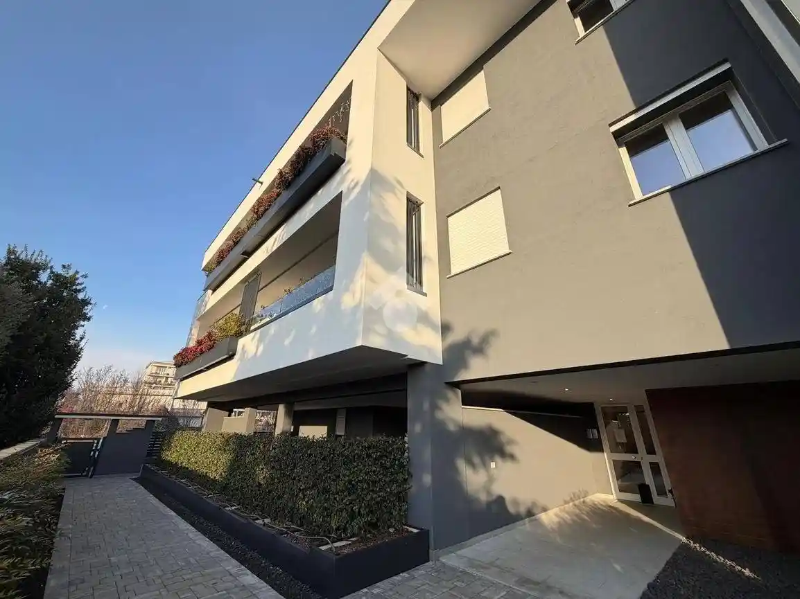 Appartamento in vendita a Seregno