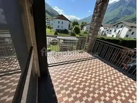 Appartamento in vendita a Cortenova