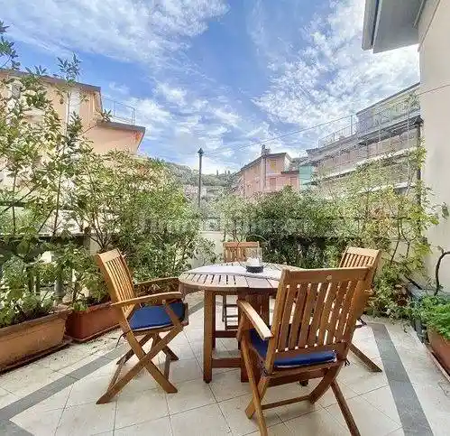 Appartamento in vendita a Lerici