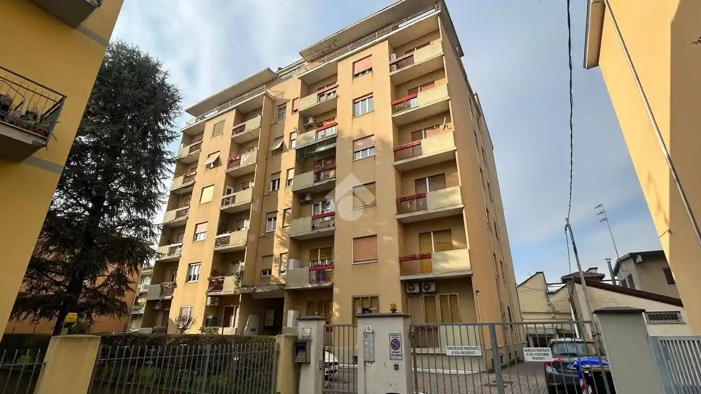 Appartamento in vendita a Parma