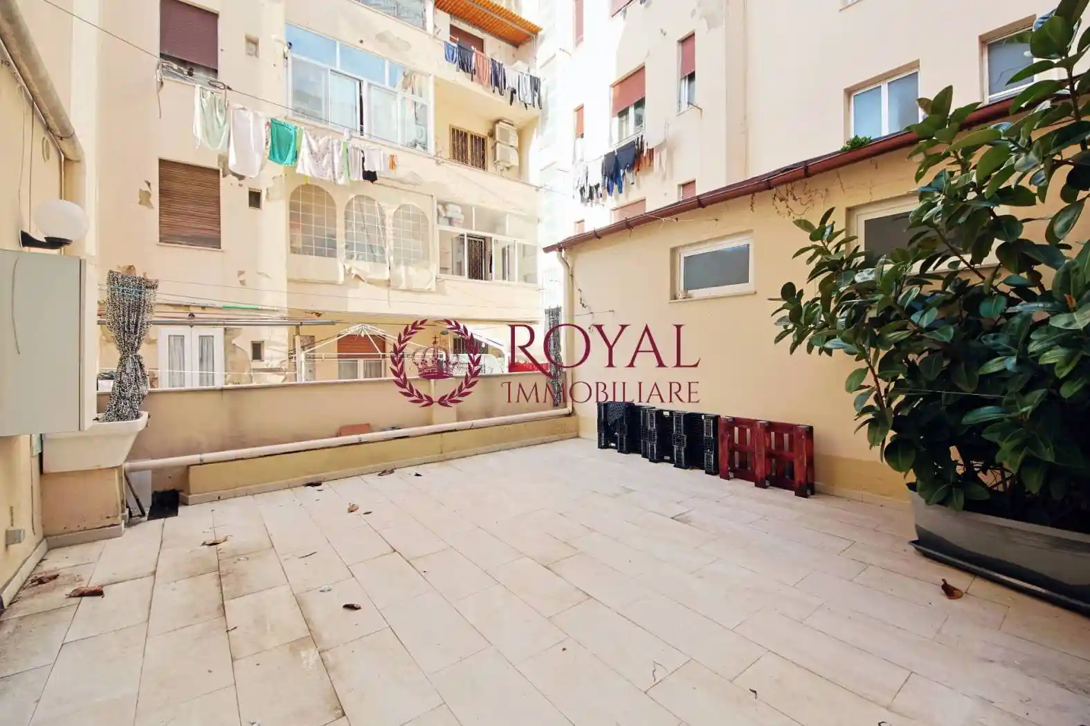 Appartamento in vendita a Livorno