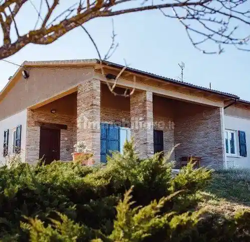 Villa in vendita a Urbino