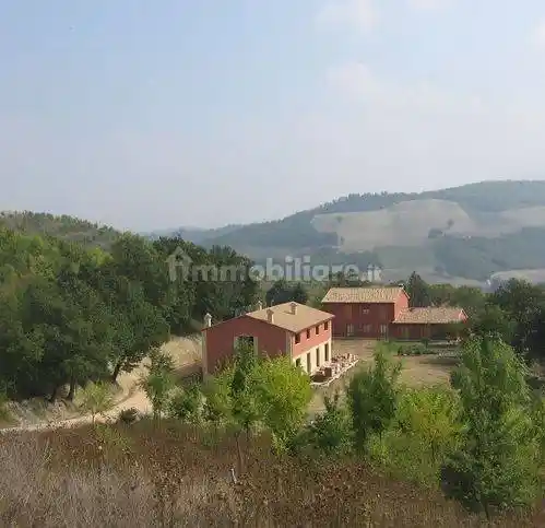 Casa indipendente in vendita a Fermignano