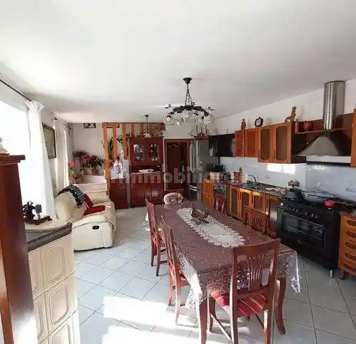 Appartamento in vendita a Acqualagna