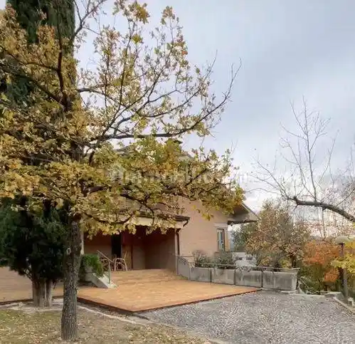 Villa in vendita a Fermignano