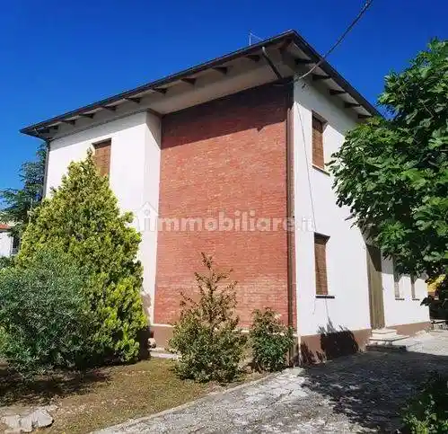 Villa in vendita a Urbino