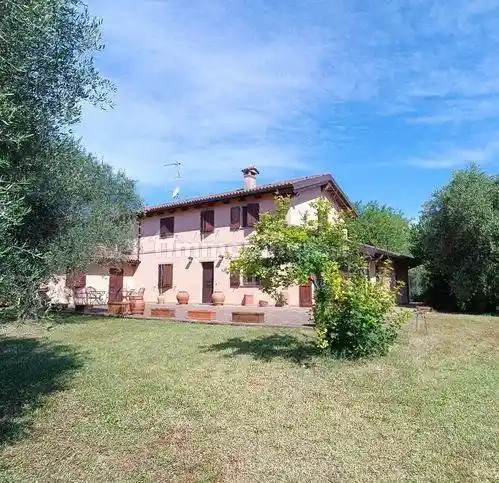 Villa in vendita a Cartoceto