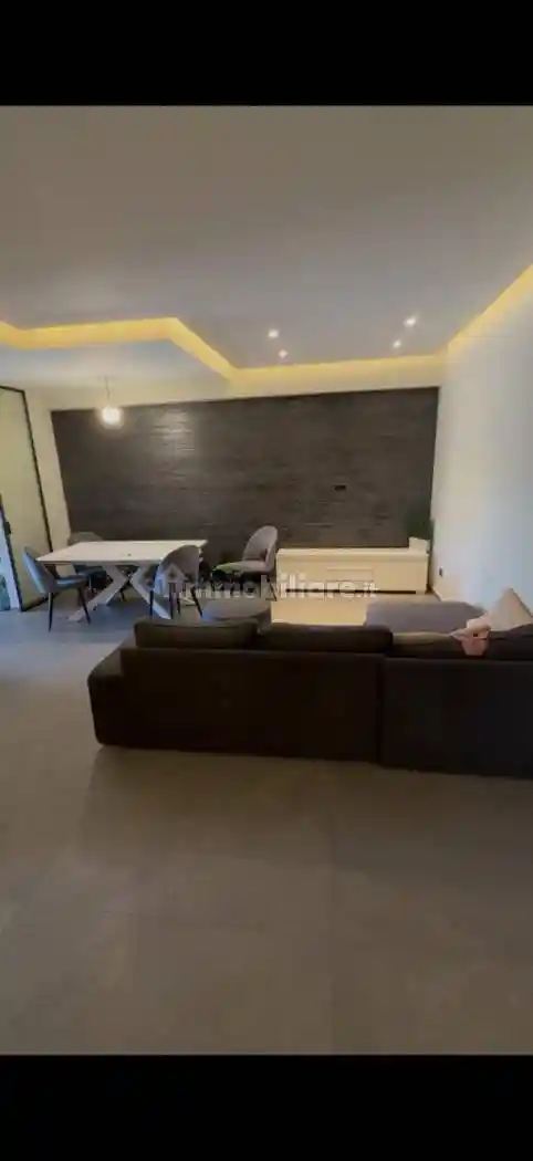 Quadrilocale via Salvatore Moccia 100, Emanuele II, C. Colombo, Morelli e Silvati, Avellino - foto 2