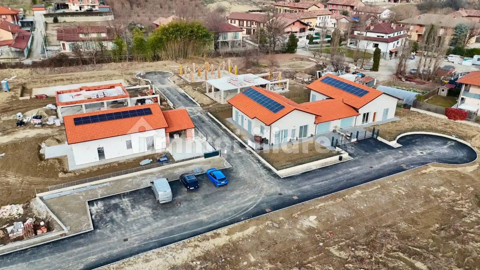 Villa in vendita a Alba