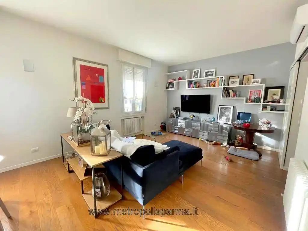 Appartamento in vendita a Parma