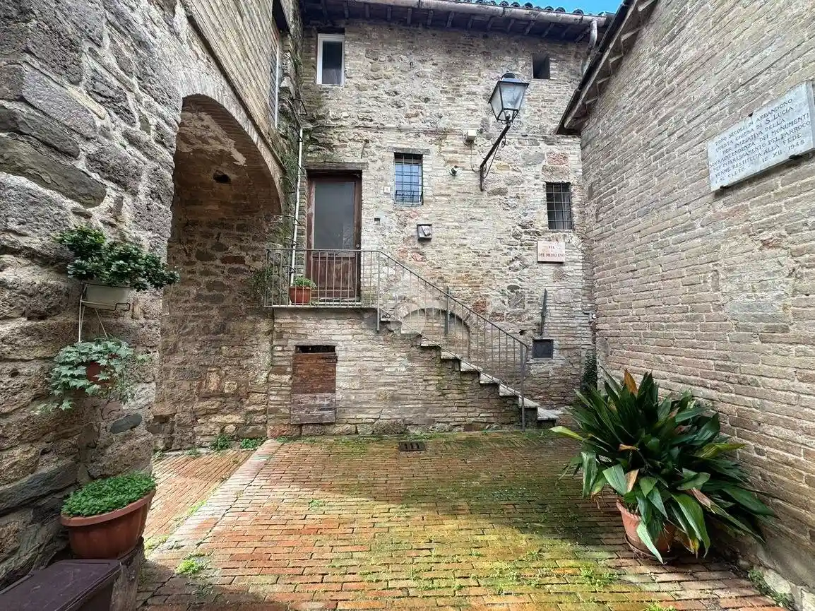 Appartamento in vendita a Assisi