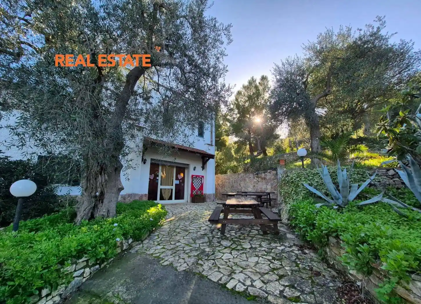 Palazzo - Edificio in vendita a Vieste