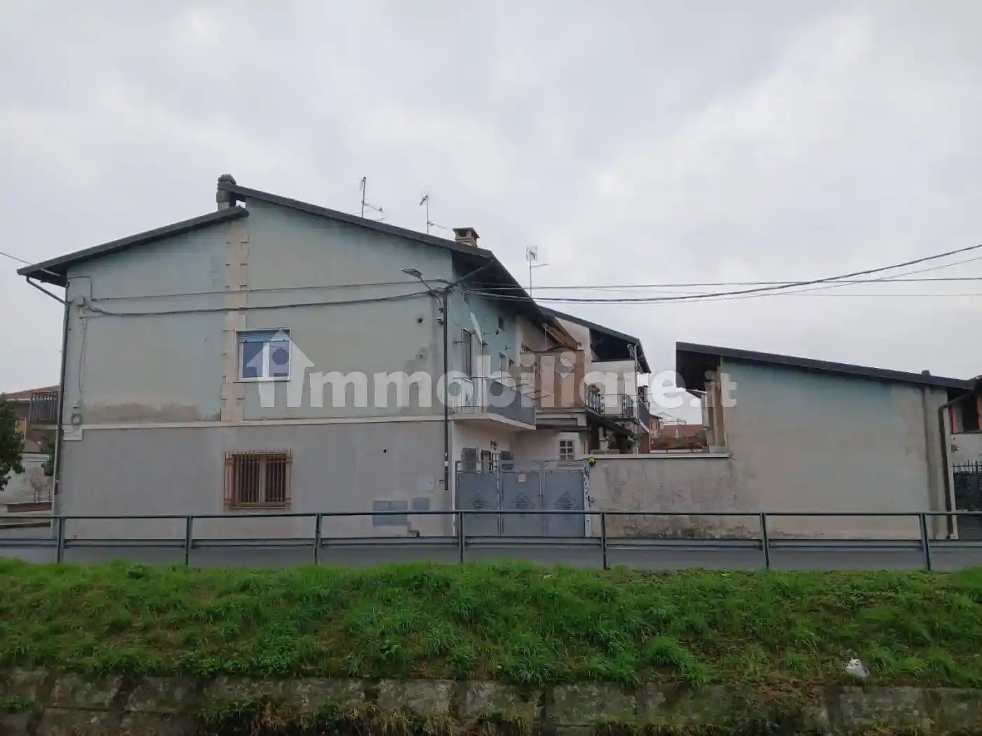 Villa in vendita a Tronzano Vercellese