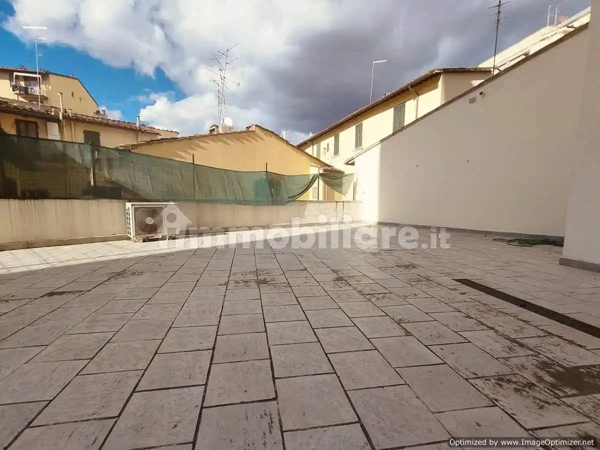 Appartamento in vendita a Firenze