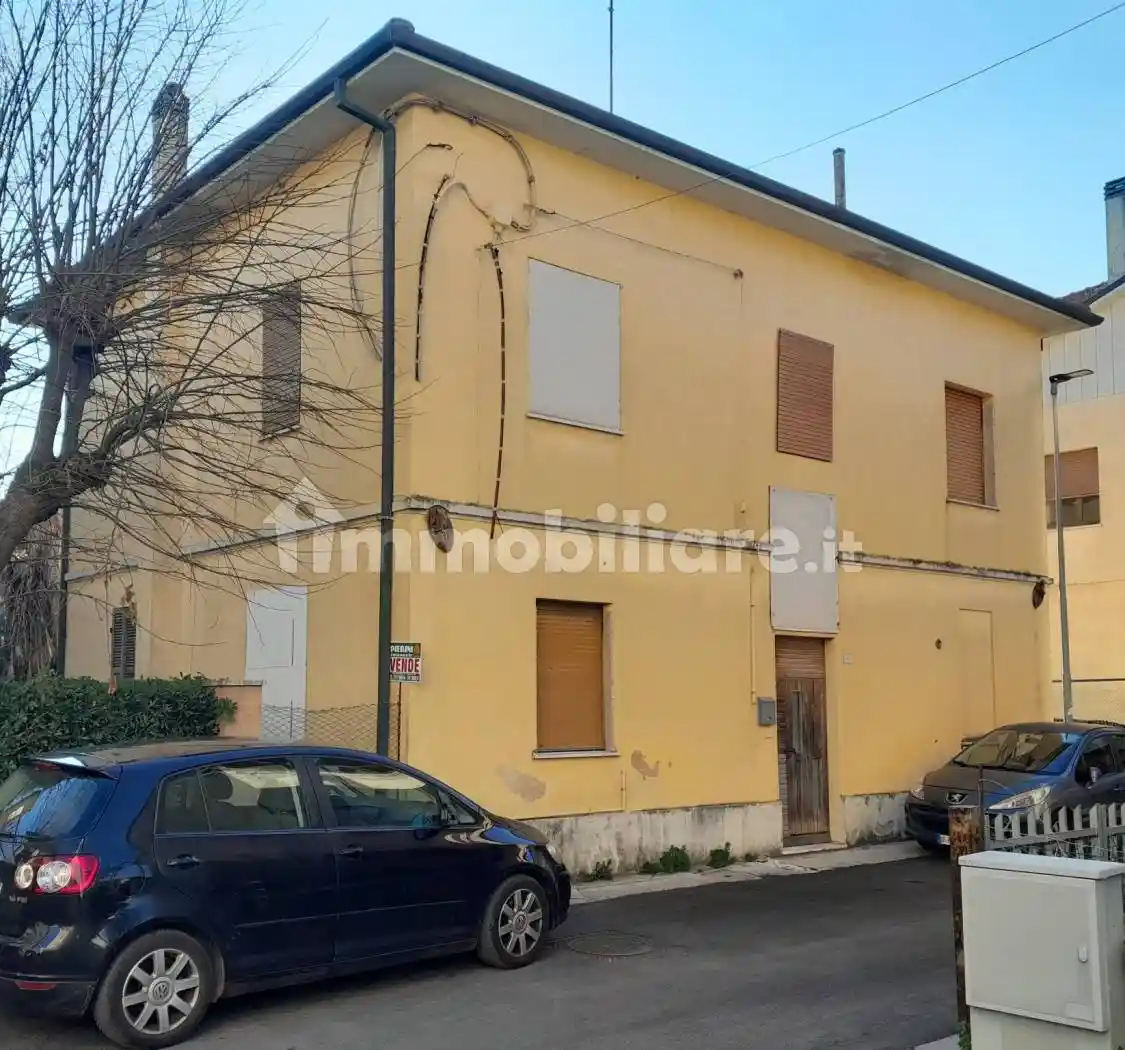 Villa in vendita a Mondolfo