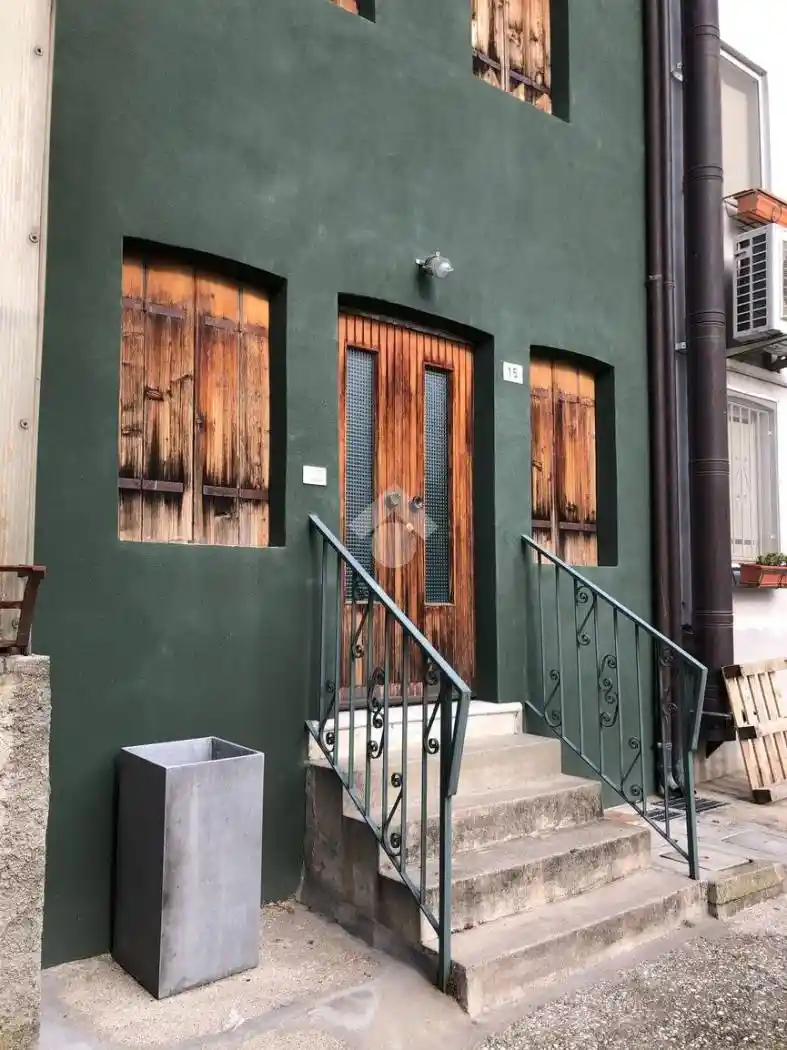 Casa indipendente in vendita a Colceresa