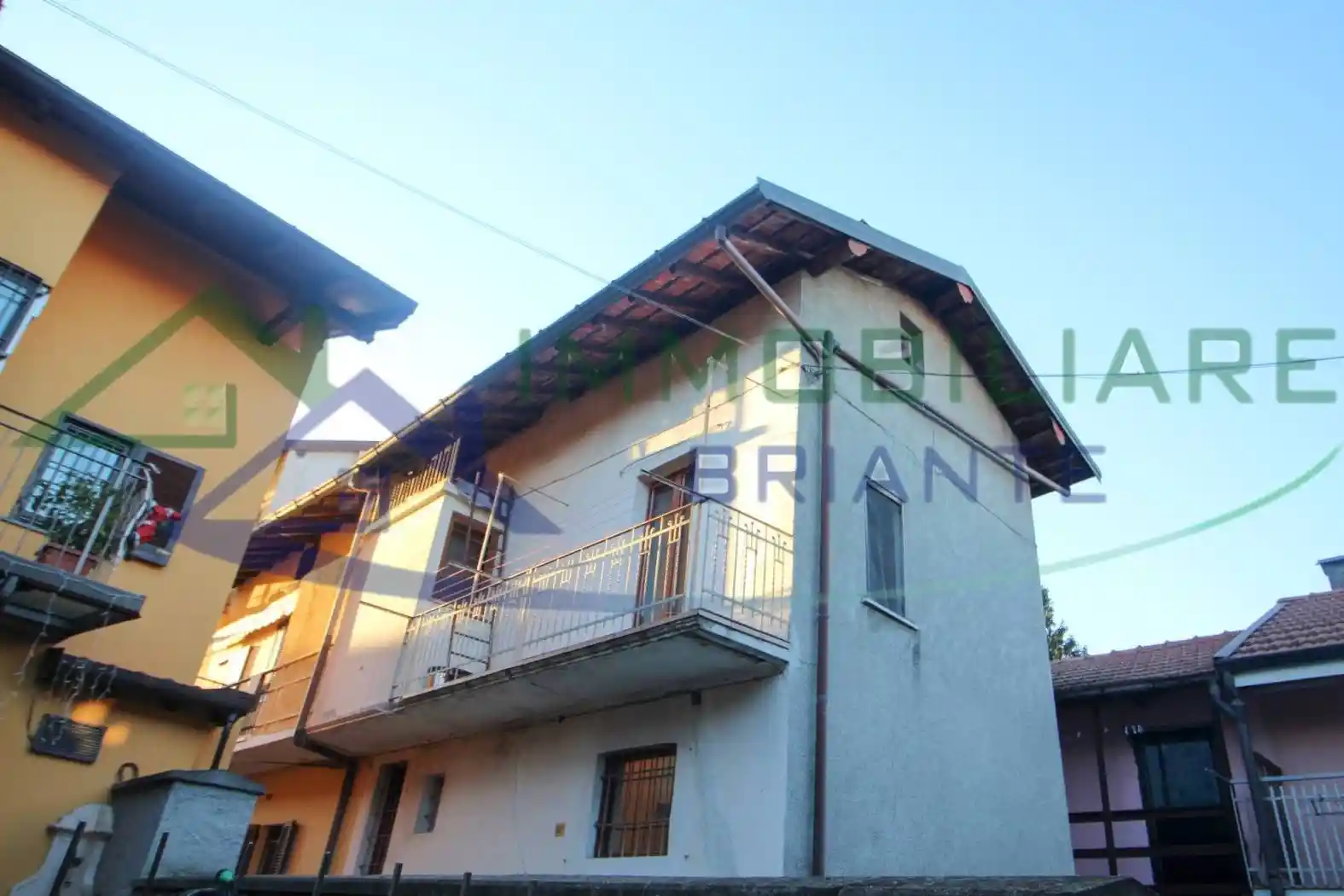 Casa indipendente in vendita a Golasecca