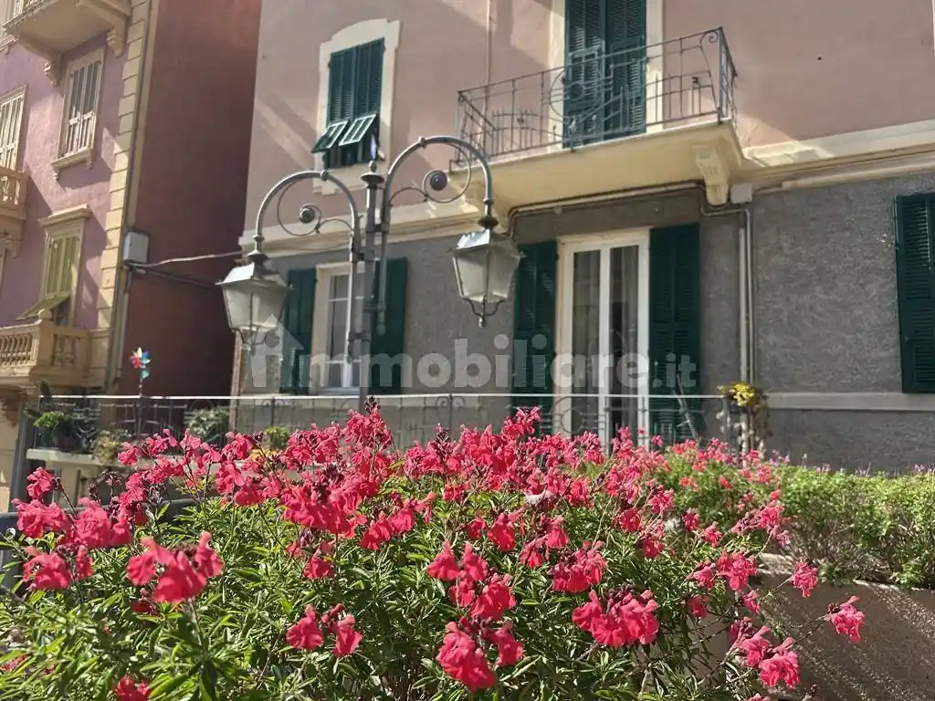 Appartamento in vendita a Alassio