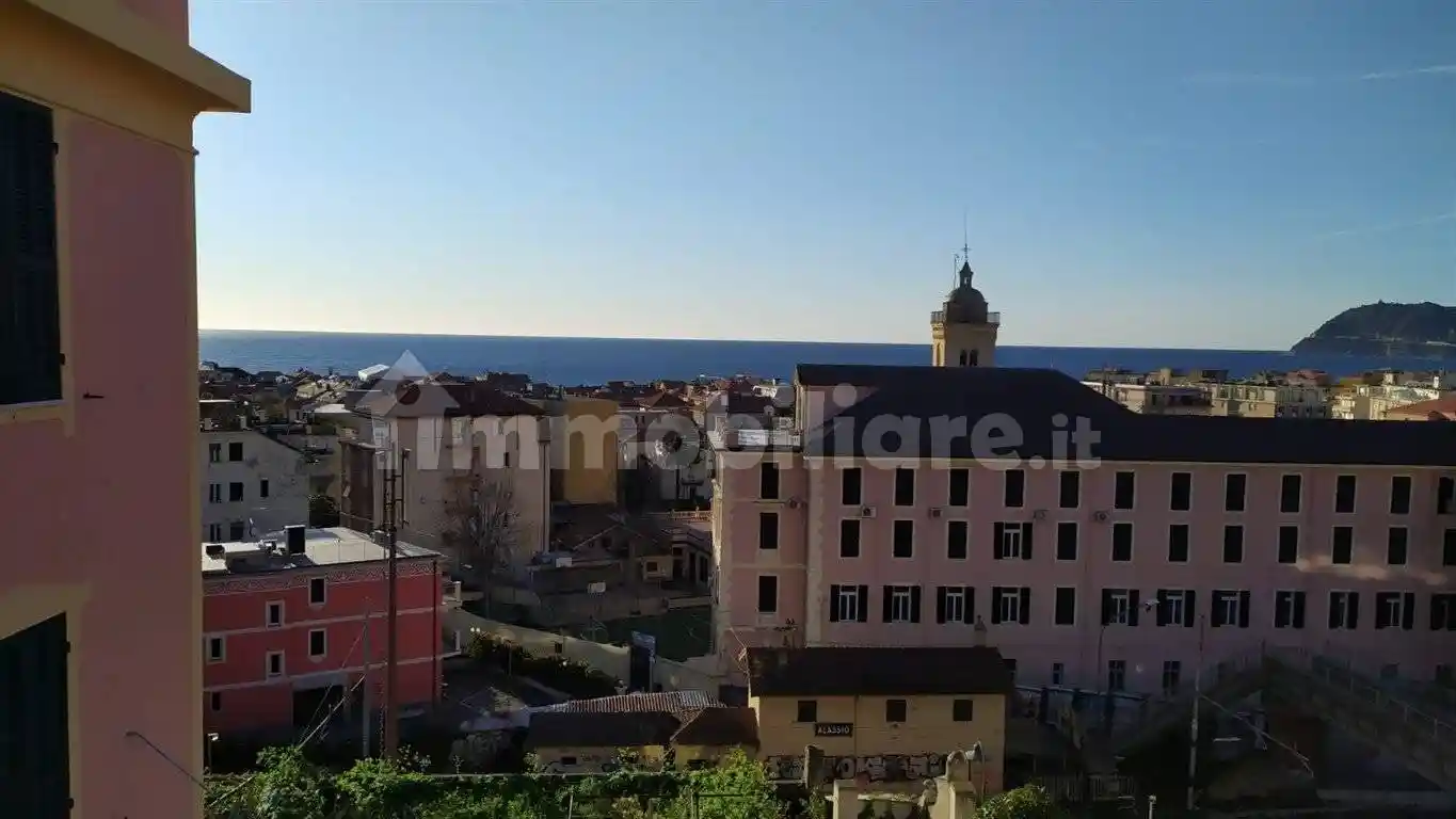 Appartamento in vendita a Alassio