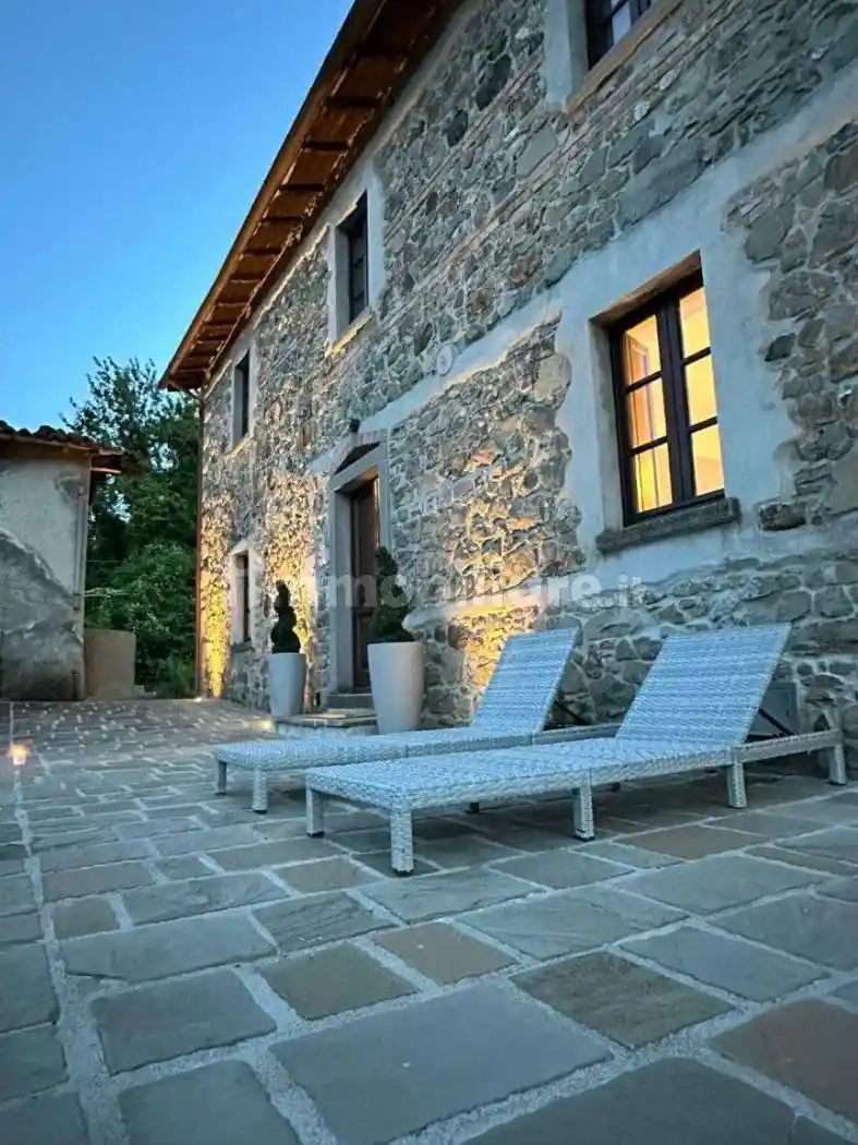 Rustico - Casale in vendita a Camporgiano