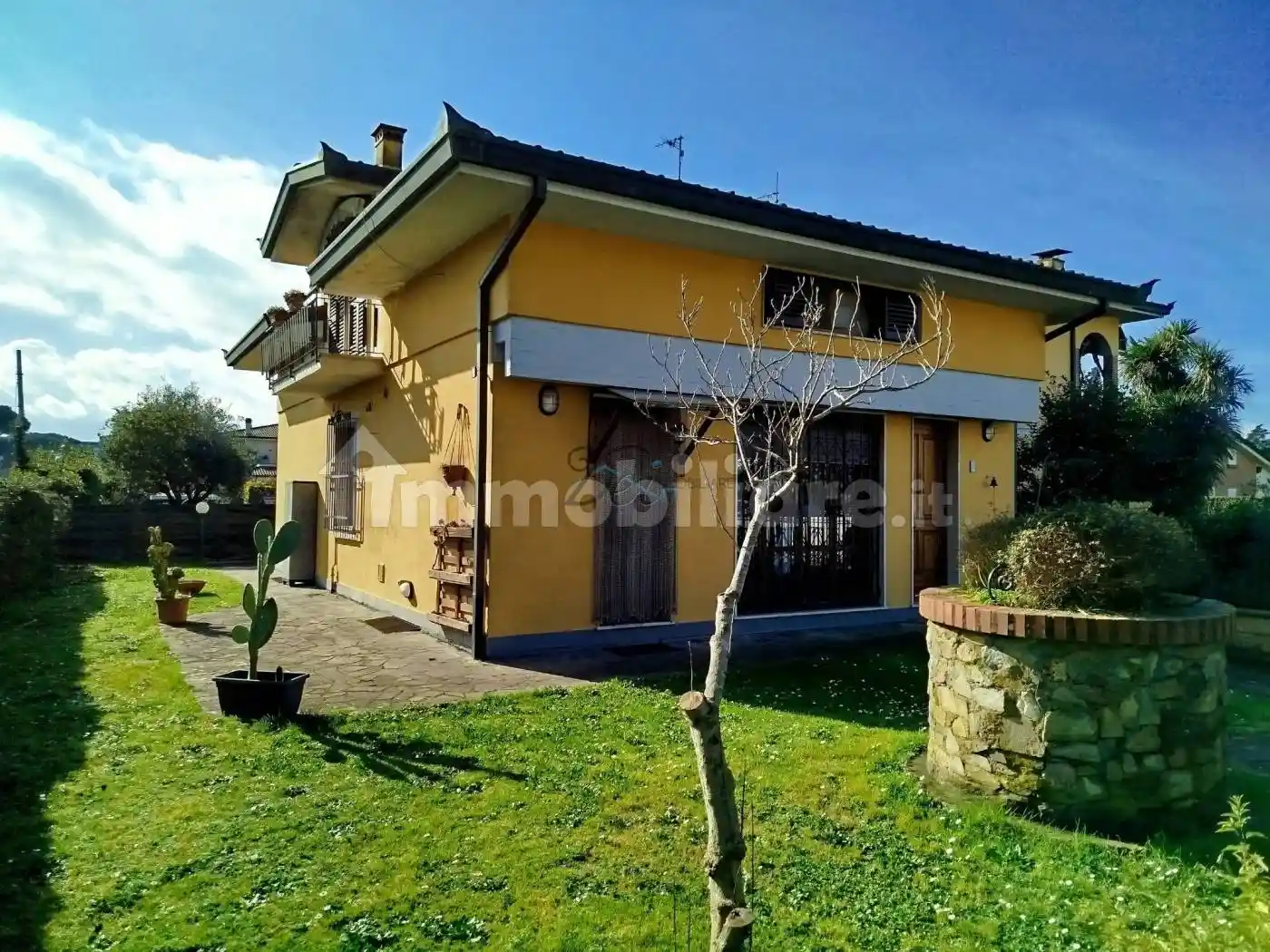 Villa in vendita a Lucca