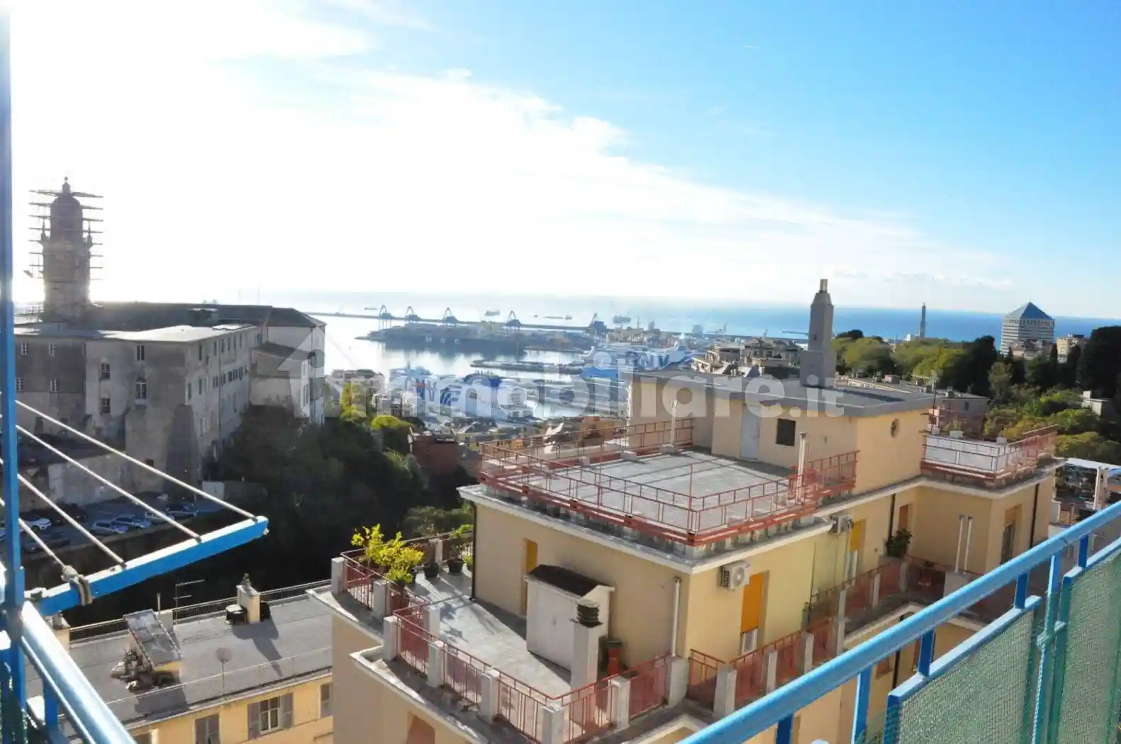 Appartamento in vendita a Genova