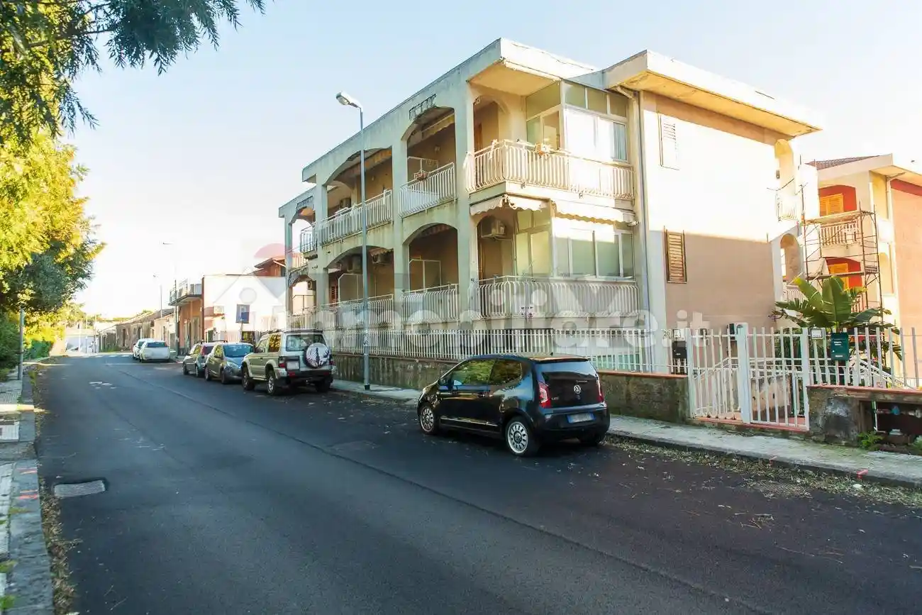 Appartamento in vendita a Acireale