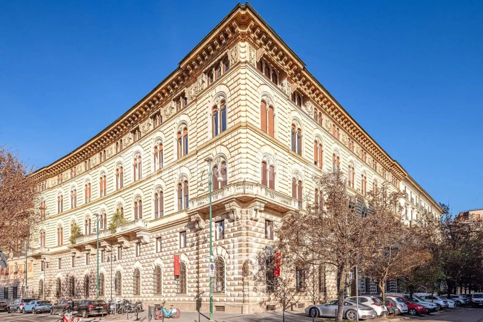 Appartamento in vendita a Milan