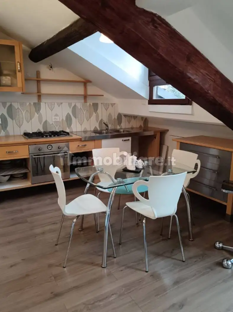 Attico - Mansarda in affitto a Milano