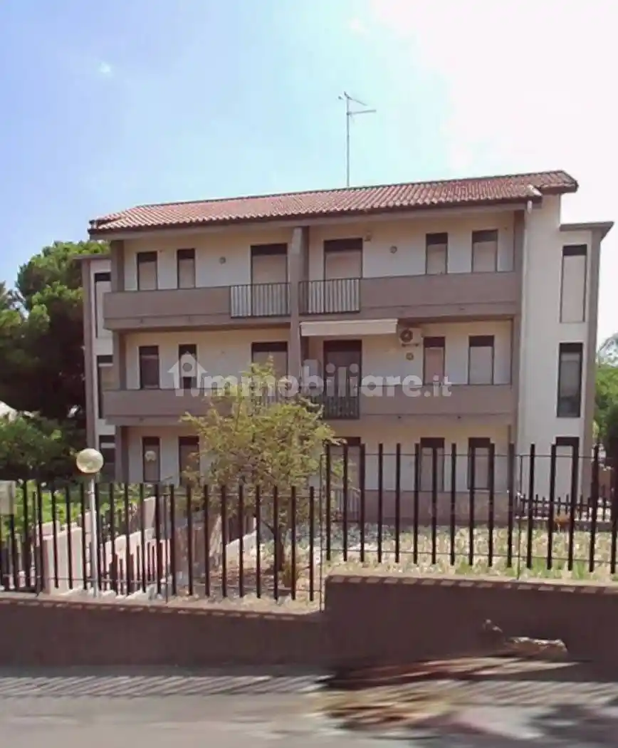 Appartamento in affitto a Aci Castello