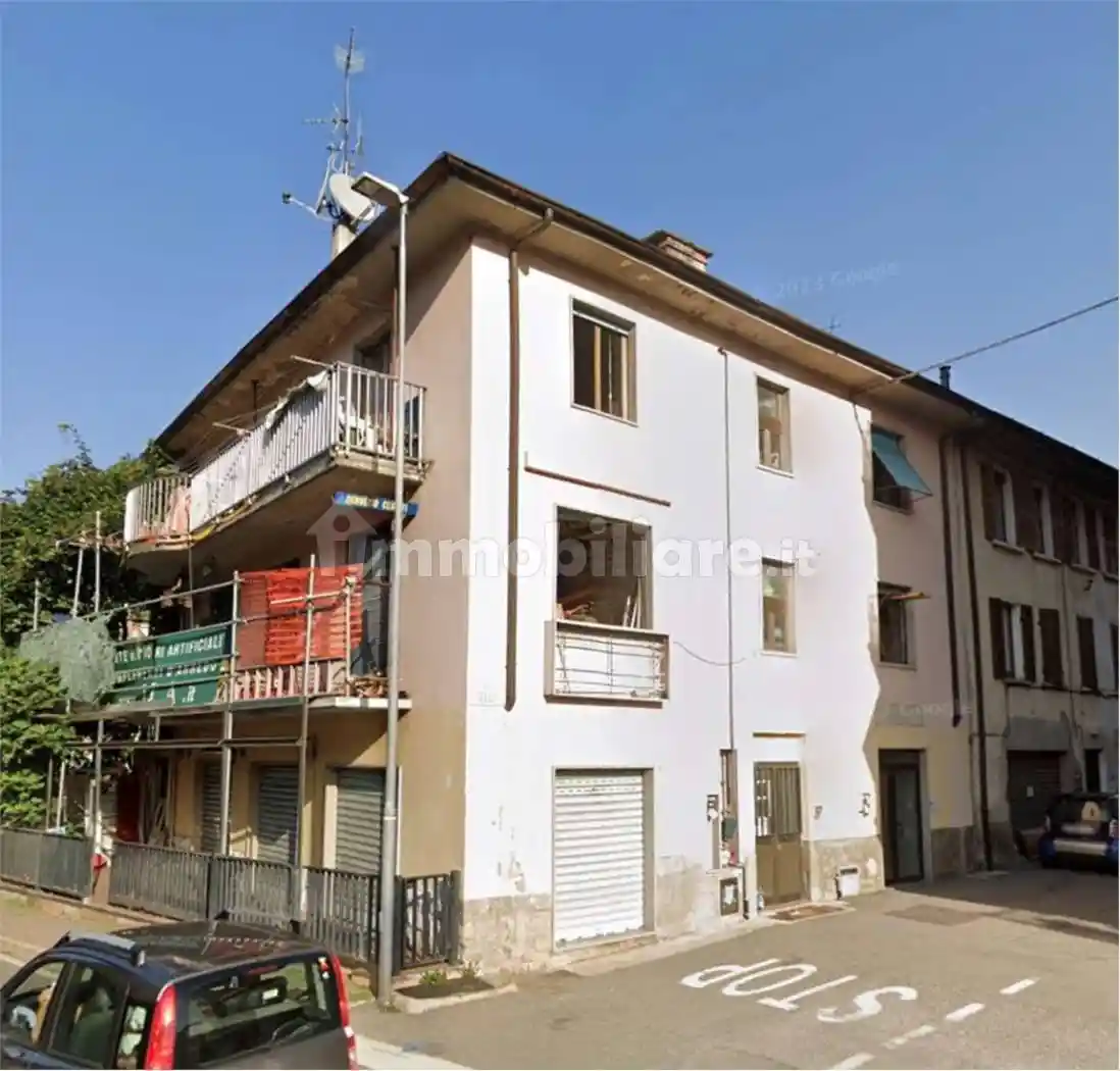 Appartamento in vendita a Gazzaniga