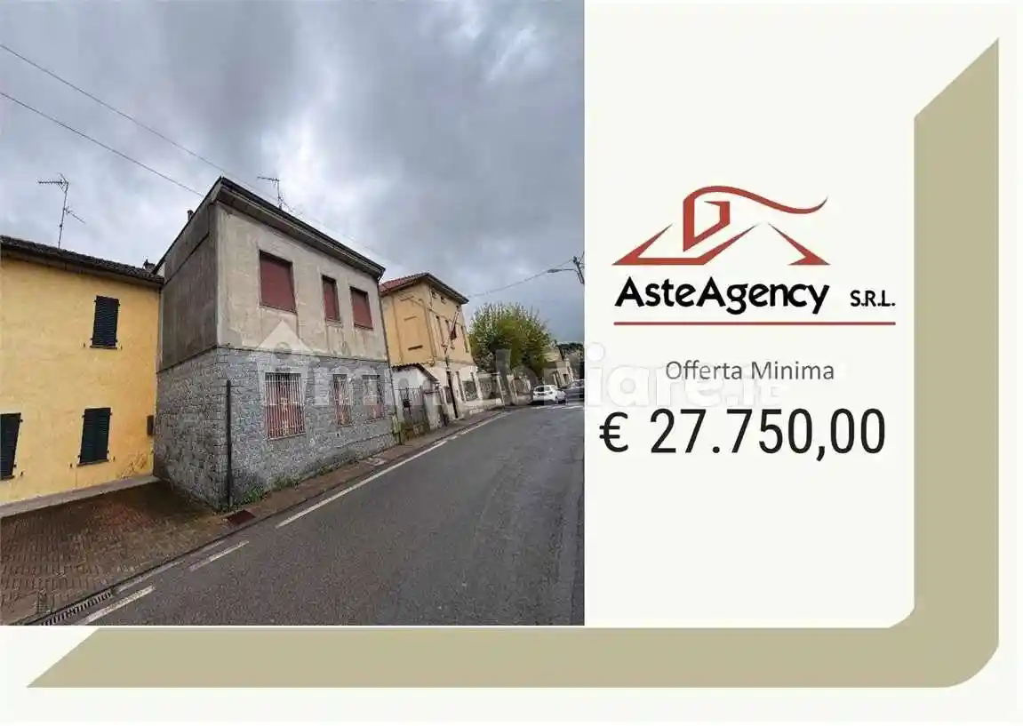 Casa indipendente in vendita a Robecco Pavese