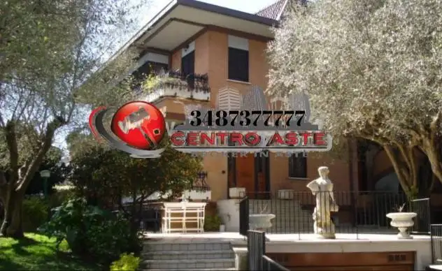 Villa in asta a Roma