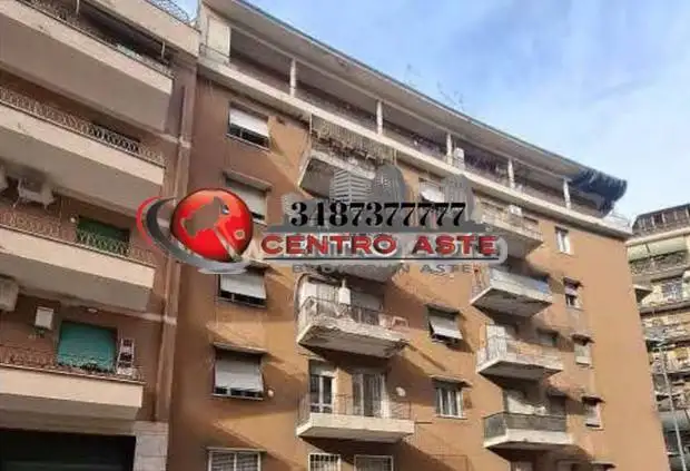 Appartamento in asta a Roma