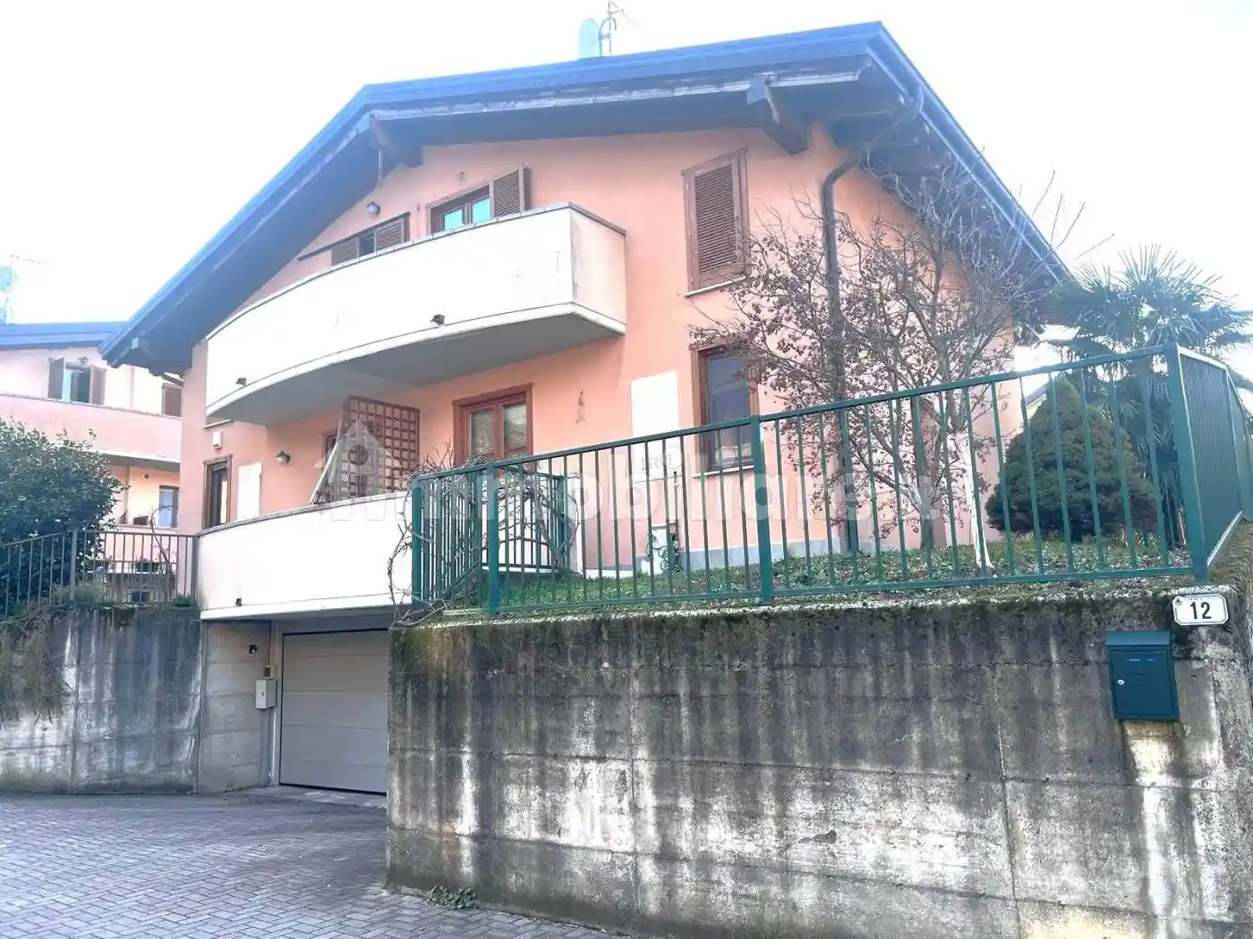 Appartamento in affitto a Colico